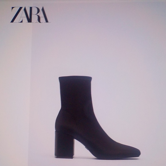 Zara Shoes - Zara Black Ankle Booties with Block Heel